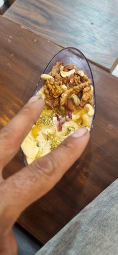 عکس آبمیوه و بستنی دایی غلام