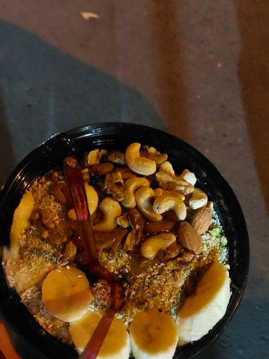 عکس آبمیوه و بستنی دایی غلام