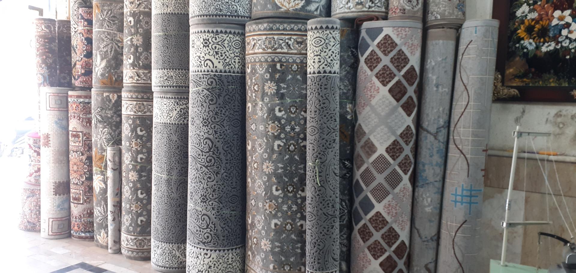 عکس فروشگاه فرش کناره و سردوز قصر خورشید