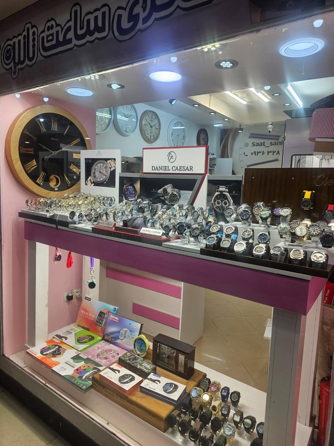 عکس گالری ساعت ثانیه