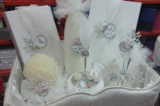 عکس فروشگاه کادویی و بله برون شایان