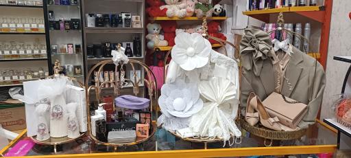 فروشگاه کادویی و بله برون شایان