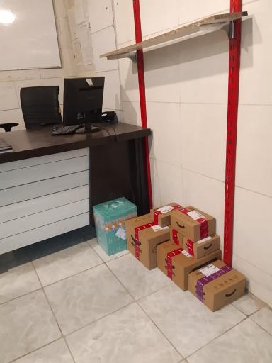 عکس مرکز تحویل حضوری دیجی کالا