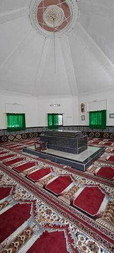مقبره سید درویش حاجی