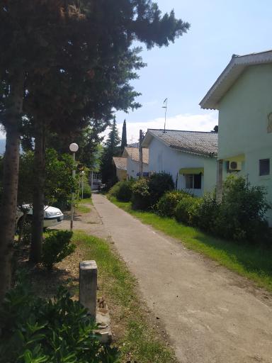 عکس مجتمع اقامتی شقایق