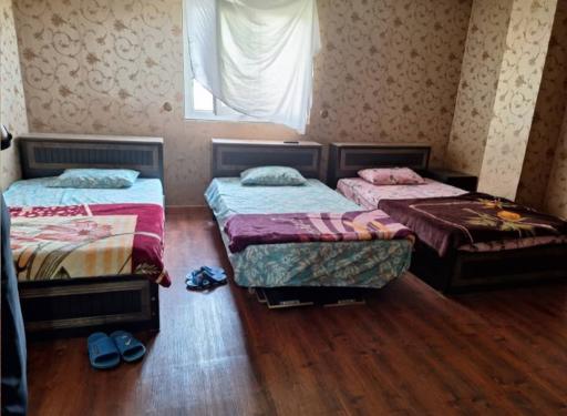 عکس هتل بزرگ باغ گیلاس