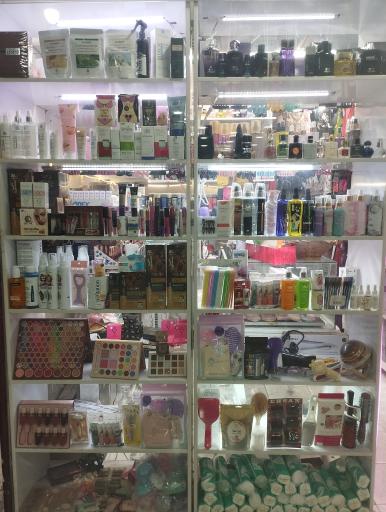 عکس لوازم آرایشی تی وان تی