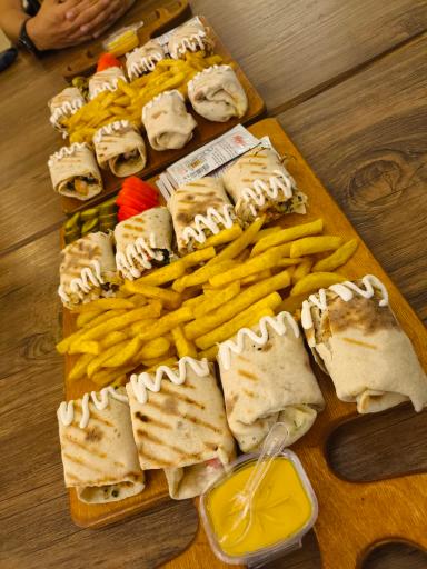 عکس شاورما لبنان 