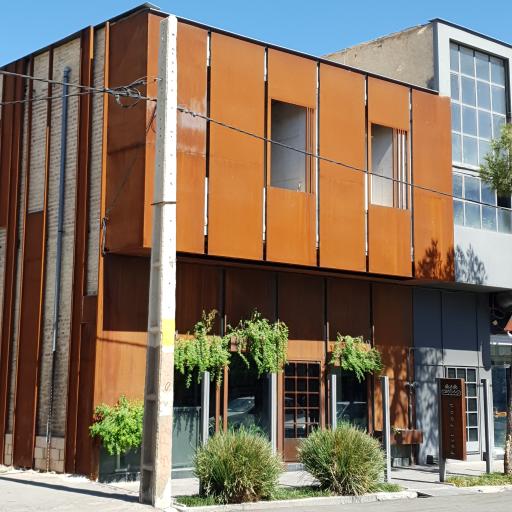 عکس فست‌فود مثلث