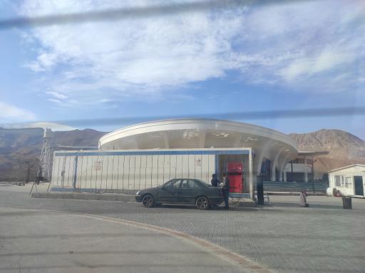 عکس جایگاه سیار بنزین آریا