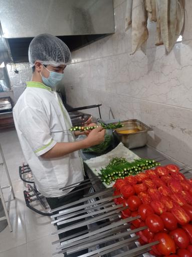 عکس تهیه غذای ستایش