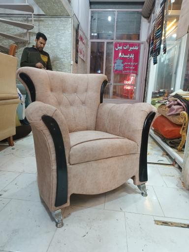 عکس تولید و تعمیرات مبلمان پدیده 