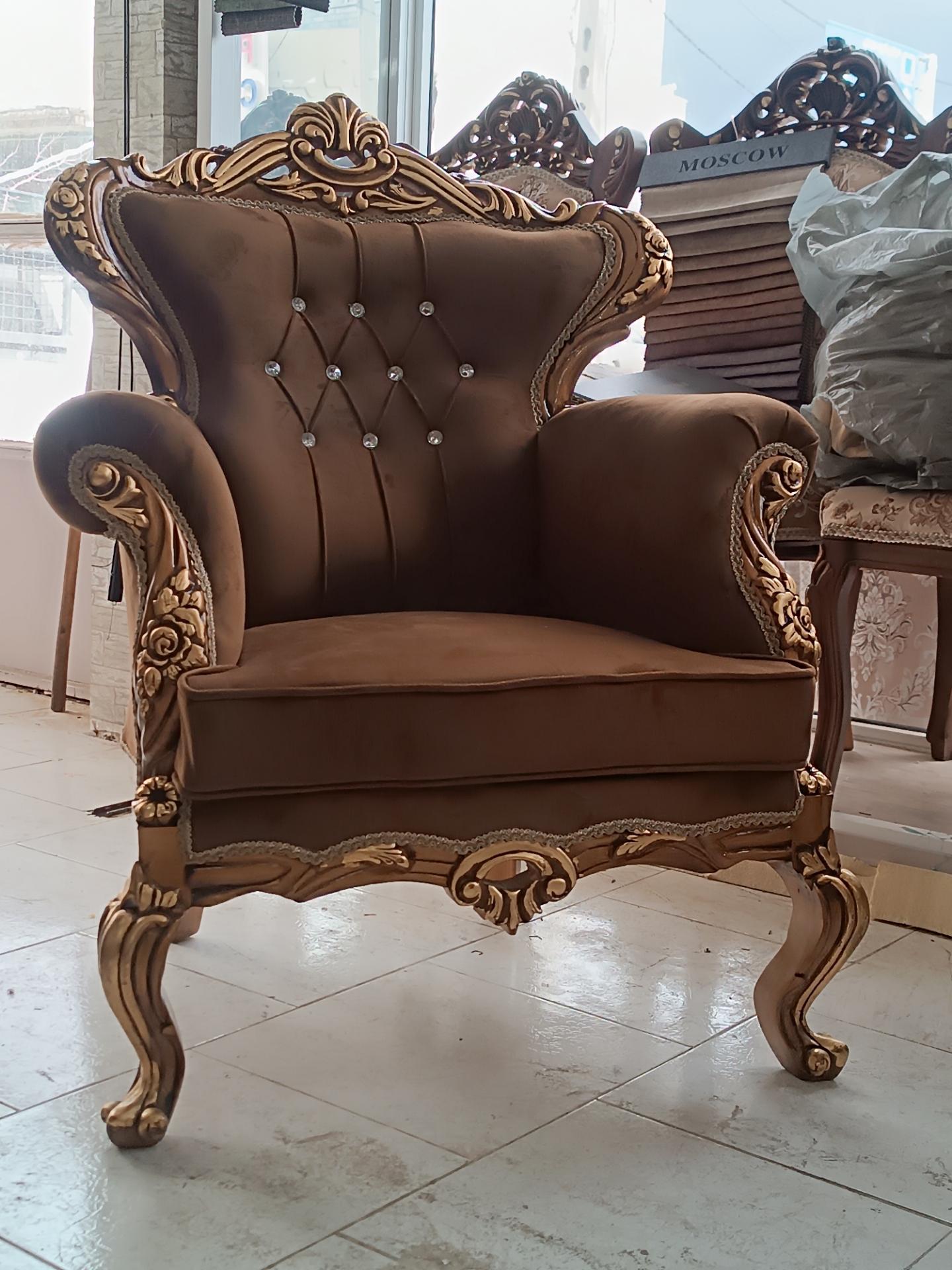 عکس تولید و تعمیرات مبلمان پدیده 