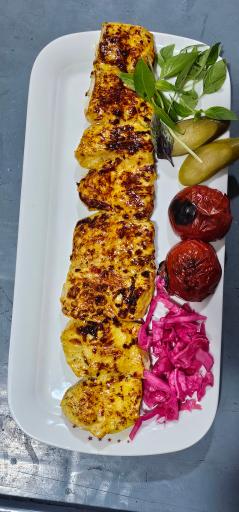 عکس رستوران مجلل ملل