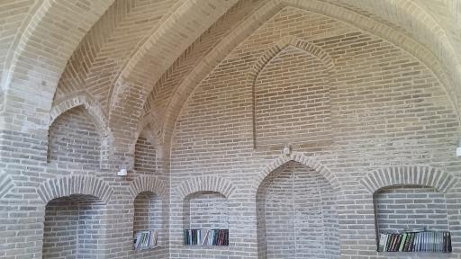 عکس مدرسه تاریخی حجتیه