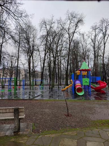 عکس زمین بازی کودکان 