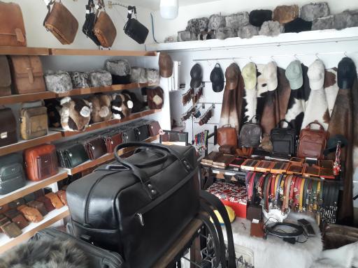 عکس خانه چرم شنل