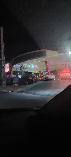 عکس پمپ بنزین پردیسان