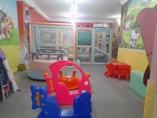 عکس خانه بازی پپرمه