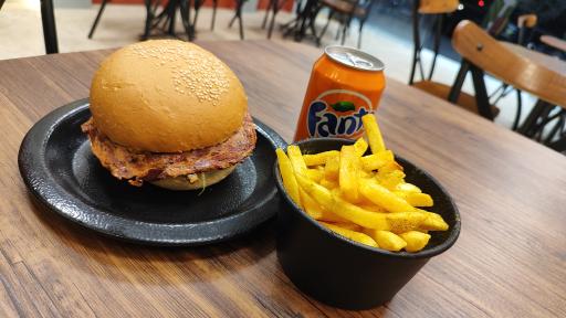 عکس کافه فست فود هشت