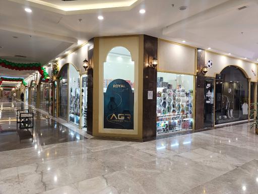 عکس فروشگاه آرایشی بهداشتی برقی رویال