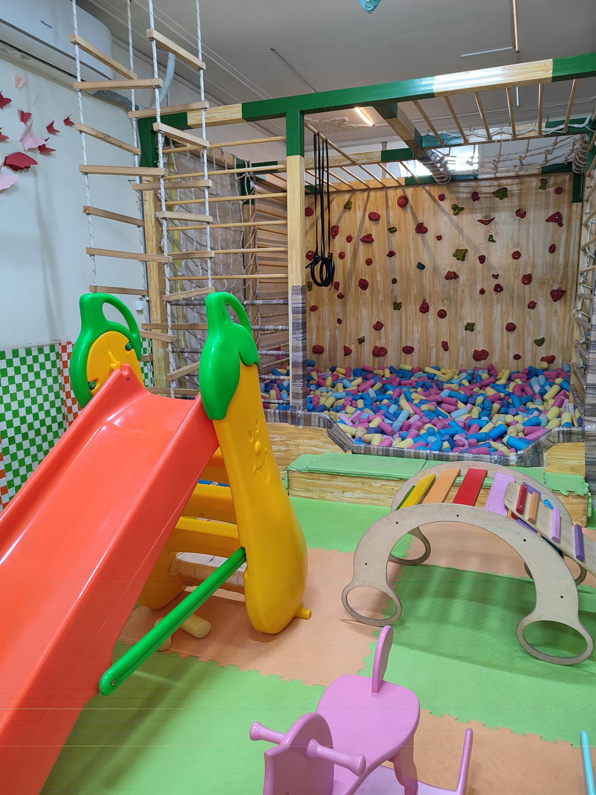 عکس کانون بازی و خلاقیت بازیما