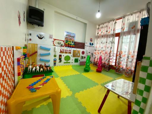 عکس کانون بازی و خلاقیت بازیما