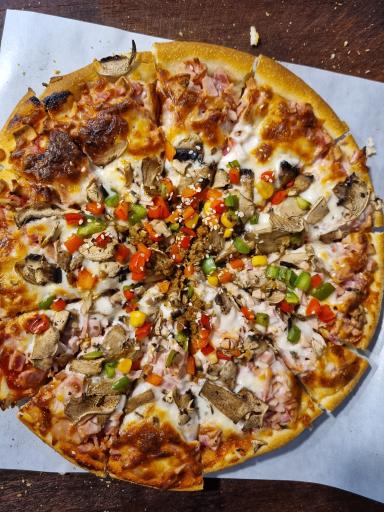 پیتزا فست فود دکتر متین