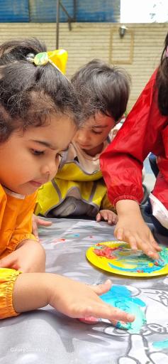 عکس دبستان ایرا