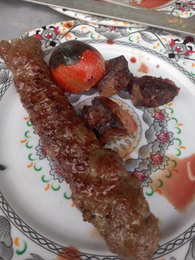 عکس کبابسرای دوستان