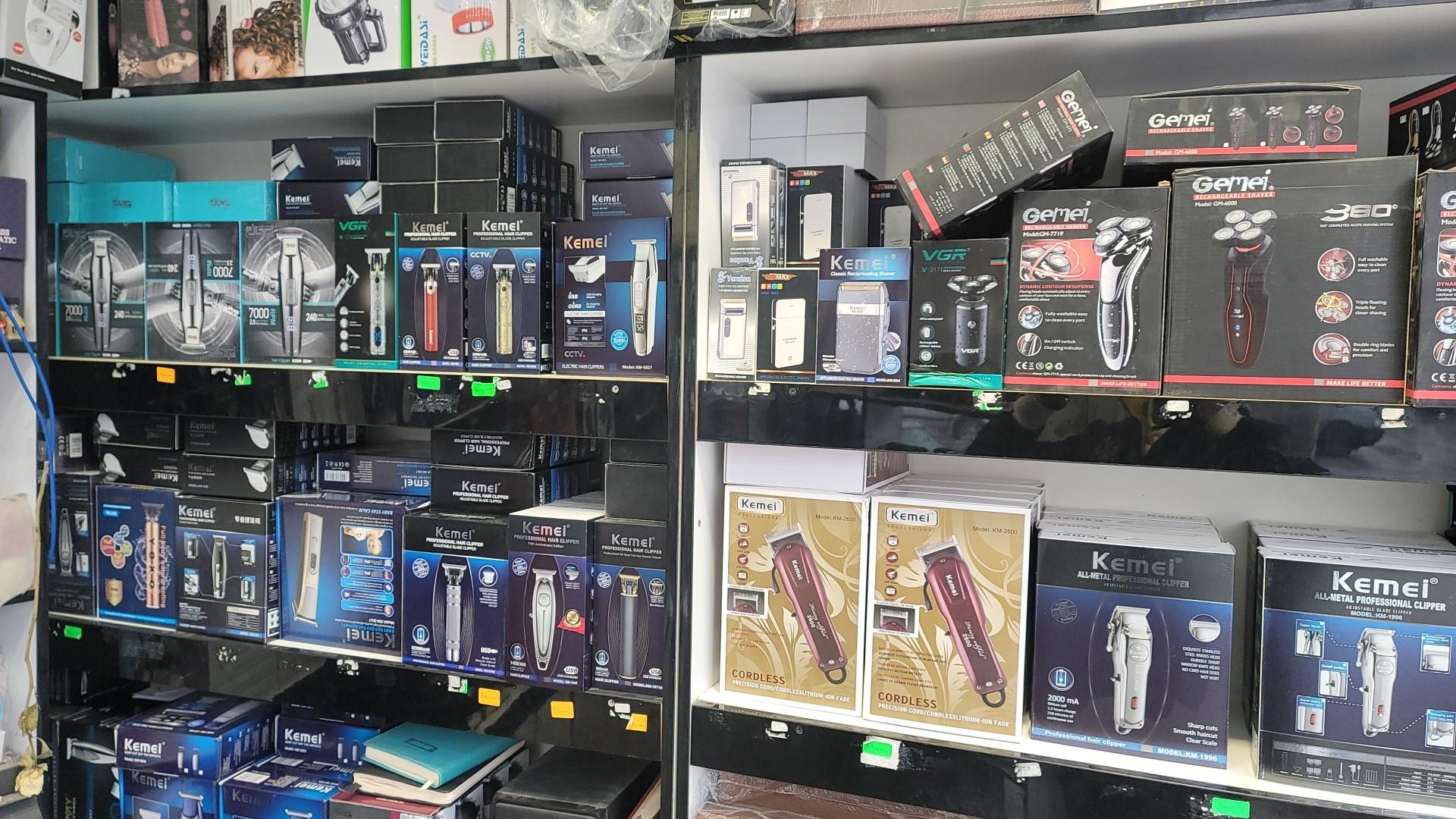 عکس فروشگاه براون منفرد