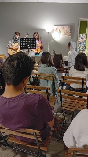 عکس آموزشگاه موسیقی فادو