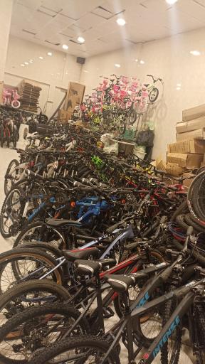 عکس خانه دوچرخه فروشگاه دوچرخه و لوازم