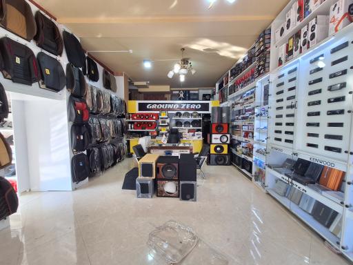 عکس سیستم صوتی و حفاظتی خودرو