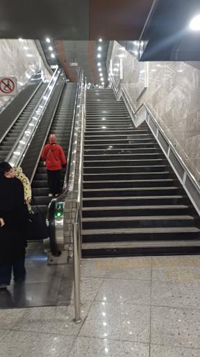 عکس میدان قیام