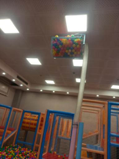 عکس شهربازی هپی کیدز