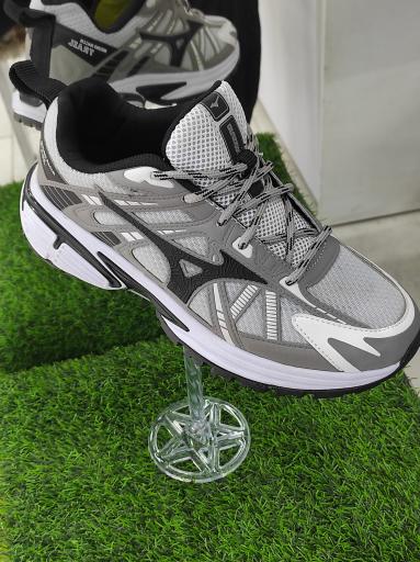 عکس امید اسپرت اراک