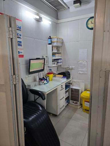 عکس آزمایشگاه کاشف