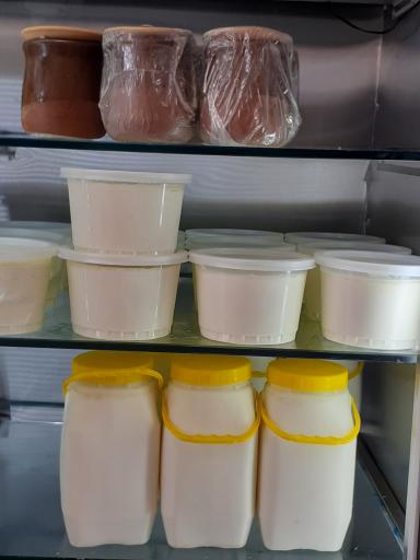 عکس لبنیات سنتی حیدری شعبه ۲