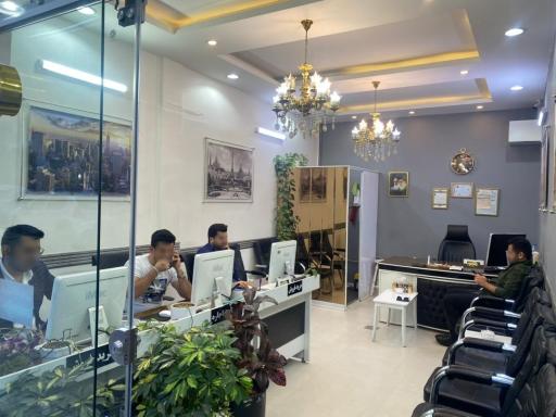 عکس مشاور املاک پارسا 