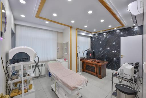 عکس کلینیک زیبایی پوست و مو پامچال