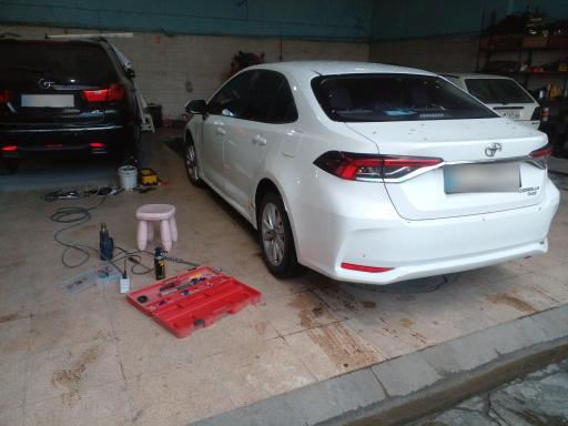 عکس خدمات خودرویی اتو آبرنگ