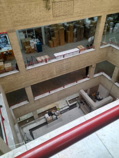 عکس مجتمع تجاری خاقانی