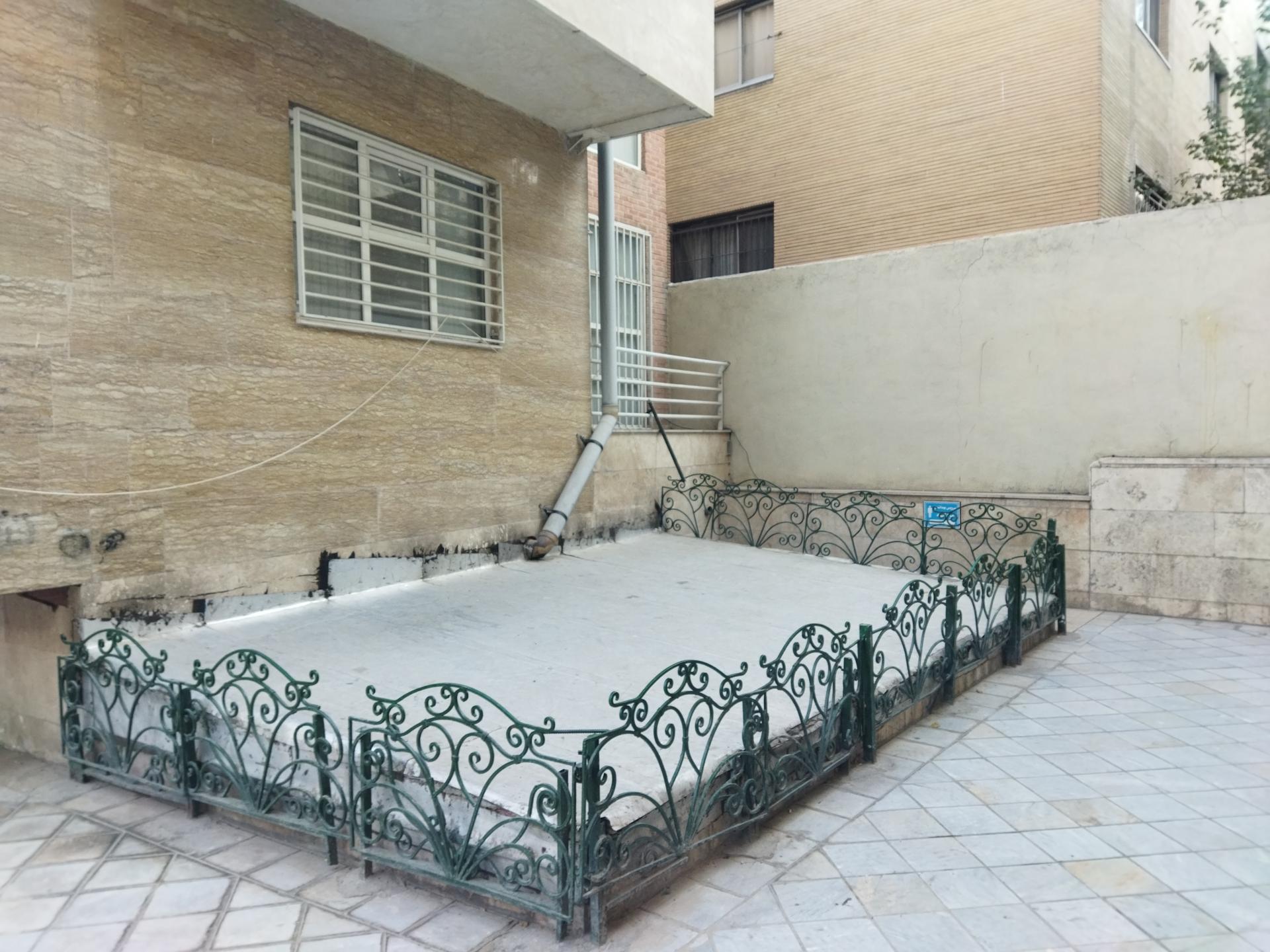 عکس سرویس بهداشتی بوستان طبیعت