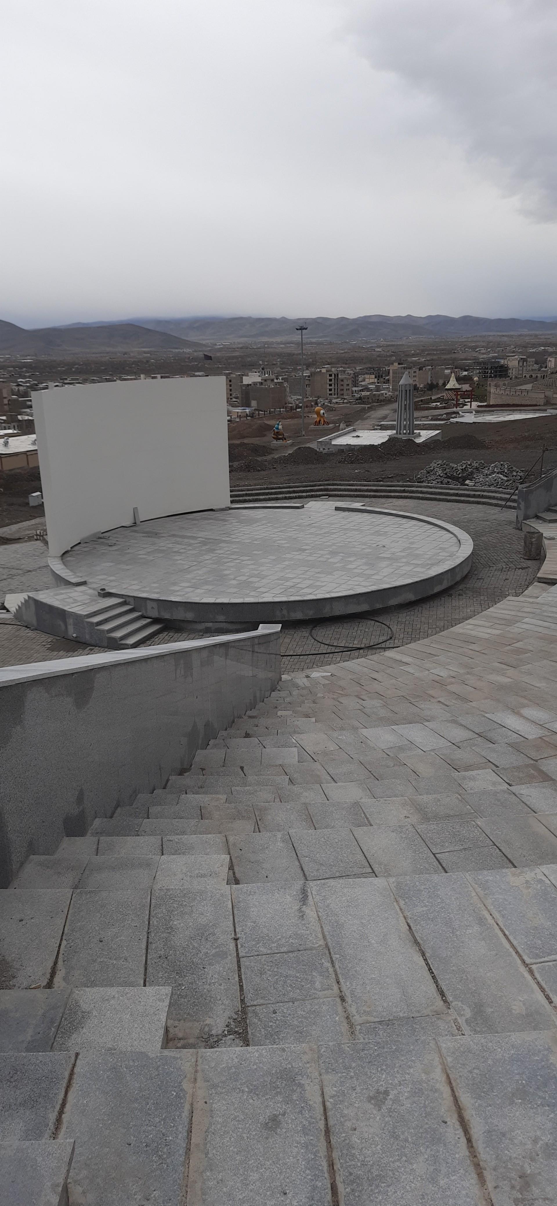 عکس آمفی تئاتر مینی ورد