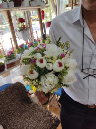 عکس گل فروشی نادری