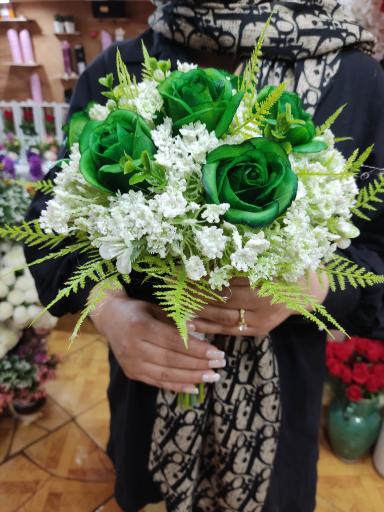 عکس گل فروشی نادری