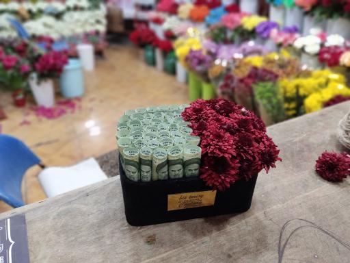 عکس گل فروشی نادری