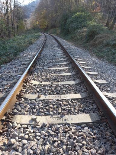 عکس ایستگاه راه آهن شیرگاه