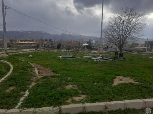 عکس آرامستان باغ بهشت گیان